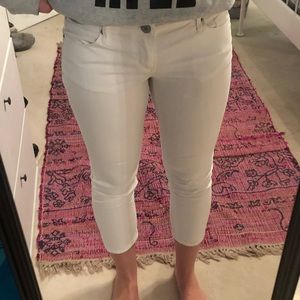 White Cropped Jeans